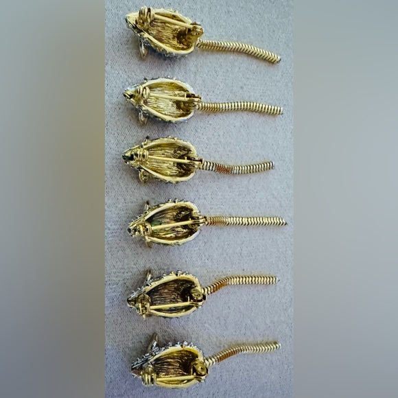 Vintage Mice Cabachon Brooches - Picture 3 of 11